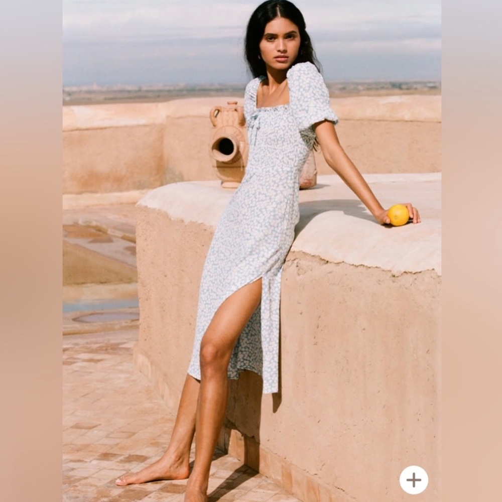 Faithfull The Brand Bella Floral Print Midi Dress Milkmaid Blue White Med $198 - Picture 11 of 12